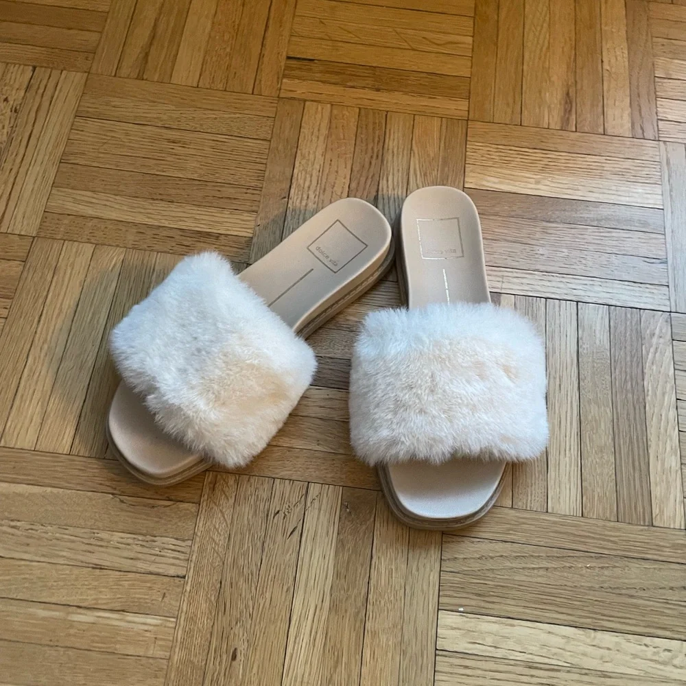 Dolce Vita Fur Slide - Picture 4 of 6